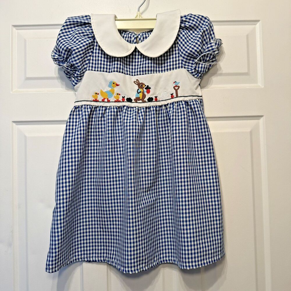 Vintage Girls Blue Gingham Smocked Dress Nursery Rhyme Embroidered 3T 4T